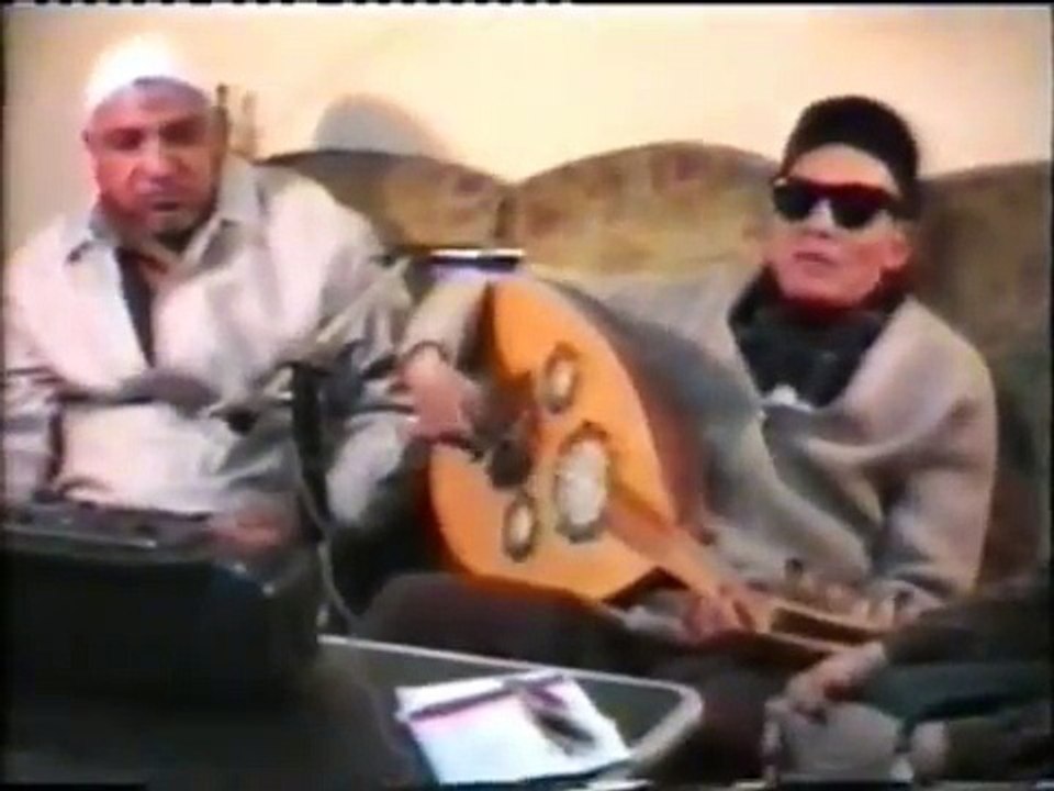 فكم قاسيت من بعد و قرب (سهرة أصدقاء )... El Sheikh EMAM