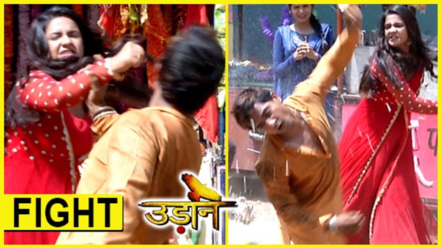 Chakor FIGHTS With The Goons And SAVES A Girl | Udann Sapnon Ki | TellyMasala
