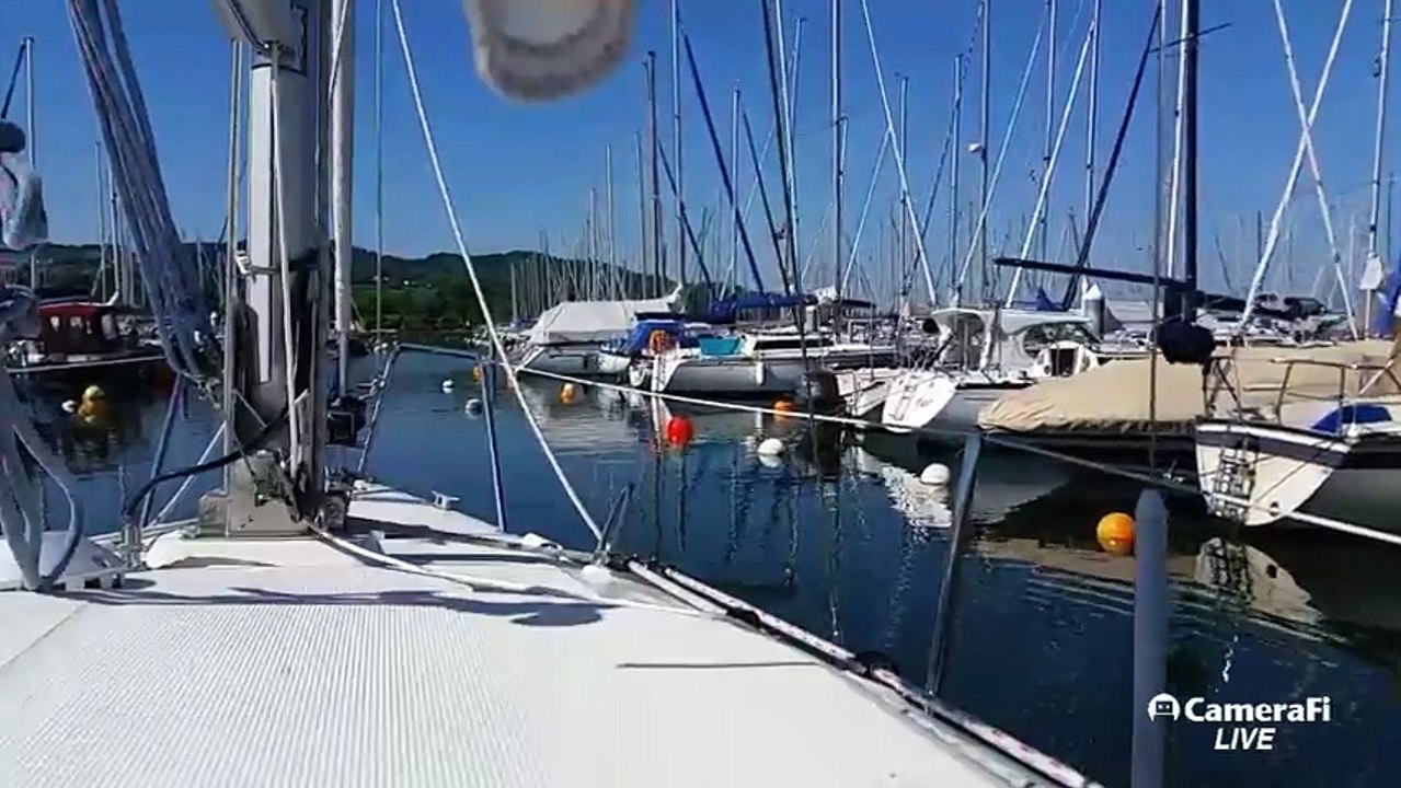 Mobile Streamtest - Segeln 2 - Ablegen, Segel setzen und los bei leichter Bise