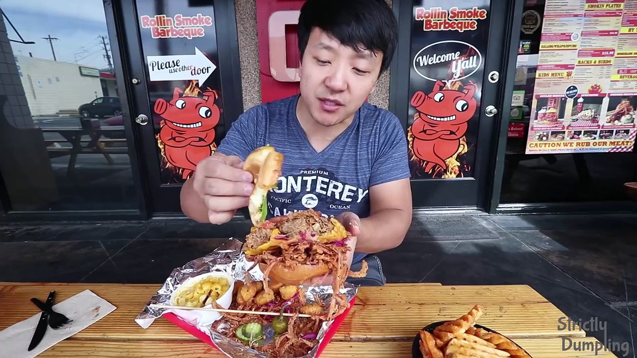 ALL YOU CAN EAT BBQ in Las Vegas! BIGGEST Burger EVER!