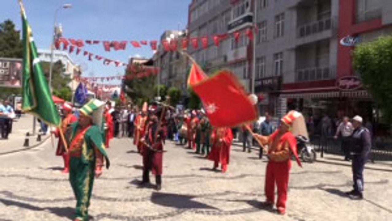 Uşak'ta Atlı Okçuluk Yarışları Nefes Kesti