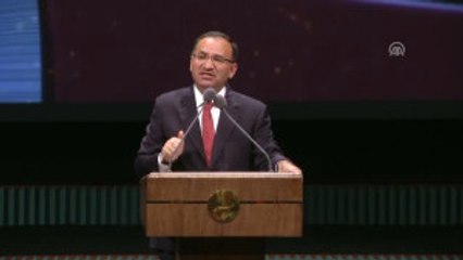 Bozdağ: "Eğer Bir Mağduriyet Varsa Fetö Terör Örgütünün Mağdur Ettikleri Vardır"