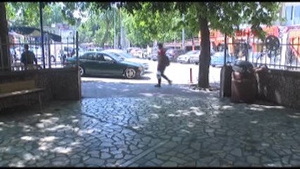 Kocaeli Kaçak Sigara Cezasını Camide Bekleyerek Geçiriyor