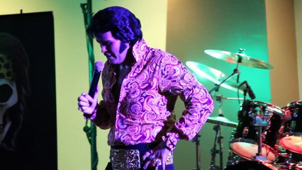 Michael Cullipher sings 'Just A Little Bit' May 2017