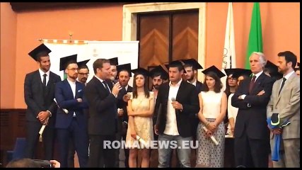 Totti risponde a Maradona: "Posso anche smettere"