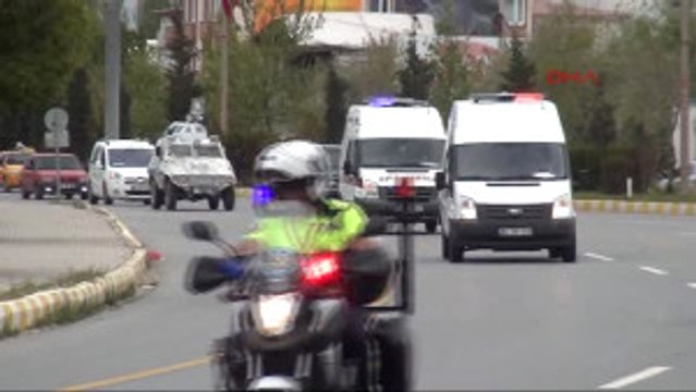 Van - Van Tendürek ve Çukurca'da Şehit Olan 4 Asker ve 1 Güvenlik Korucusu Için Tören Düzenlendi