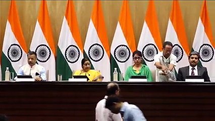 Dr Uzma Press Conference Sushma Swaraj.mp4