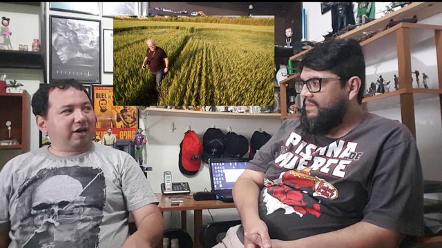 Ola geeks Nerds otakus video gravado diretamente do festival guia dos quadrinhos , onde rolou vários bate papos , sobre