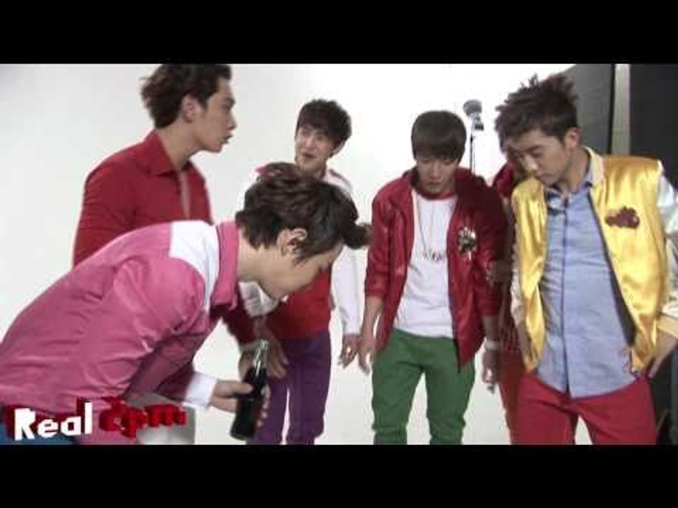 [Real 2PM] Happy Winter Child Junho^^