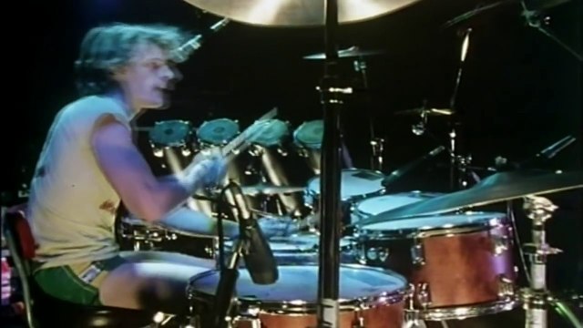 The Police - Walking on the moon (live in Kyoto '80)