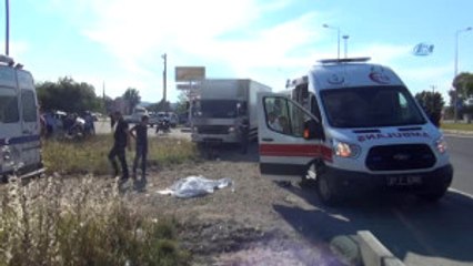 Manavgat'ta Ekmek Almaya Giden Kadına Kamyon Çarptı