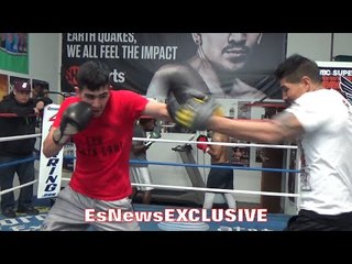 Leo Santa Cruz SHOWING HUGE POP OFF LATERAL MOVEMENT -  EsNews Boxing