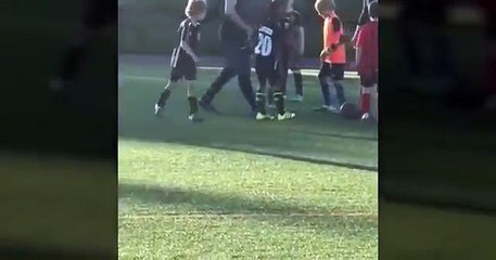 Filho de Cristiano Ronaldo marcou um Golaço!