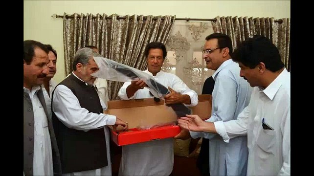 What Noor Alam Gave To Imran Khan?