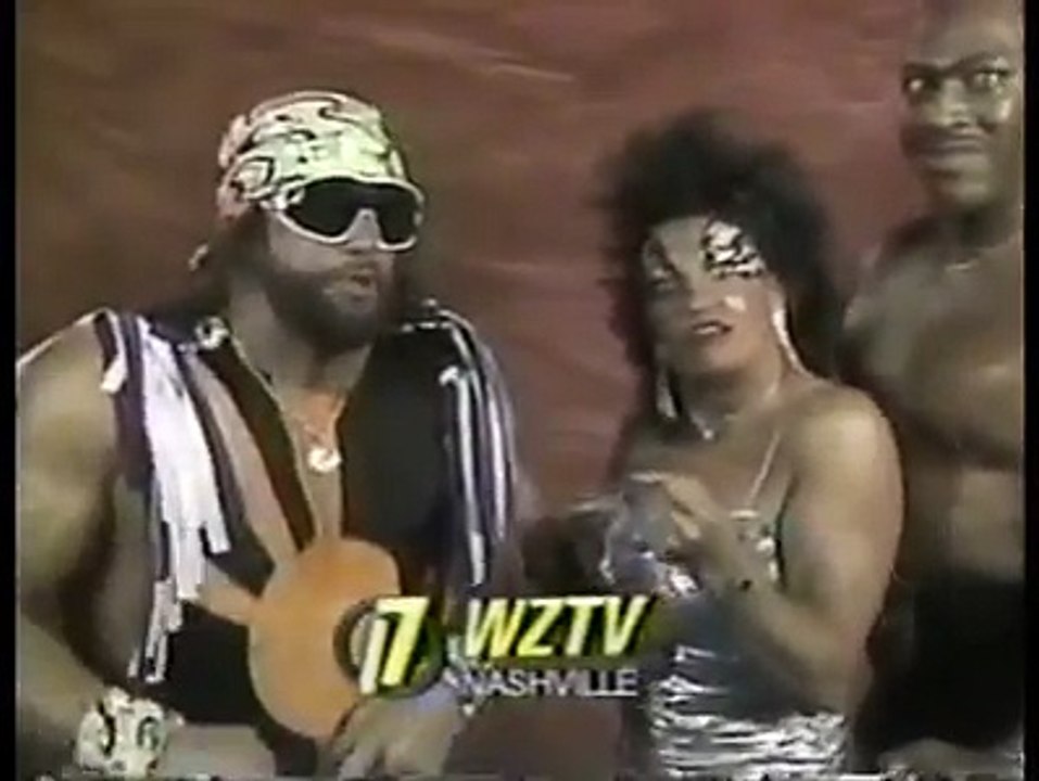 Macho Man Randy Savage - Tiny Zeus Lister - Sensational Sherri  Promo vs Hulk Hogan & the Hulkamaniacs