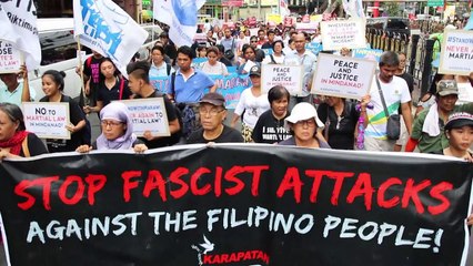 Manifestation à Manille contre l'extension de la loi martiale