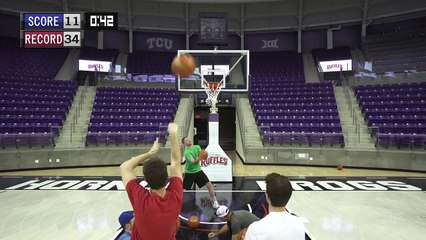 World Record Edition _ Dude Perfect-gm2_6DX_0Bw(000147.513-000301.876)