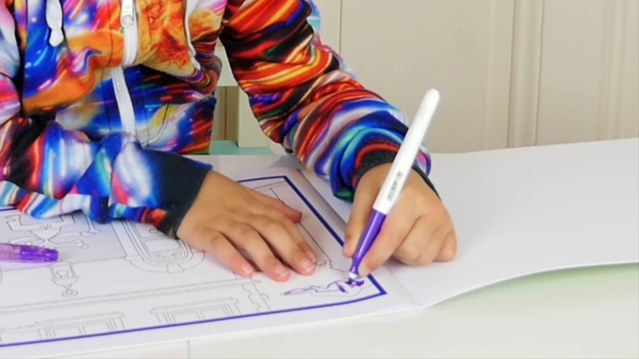 DES FEUTRES MAGIQUES ! - On fait des Dessins Animés avec My Frix Book -)