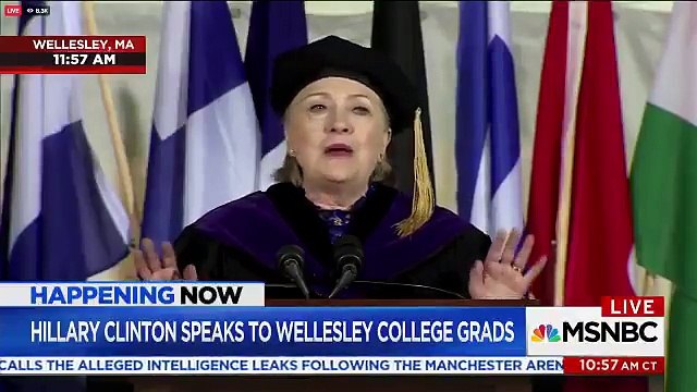 Après sa défaite à la présidentielle, Hillary Clinton a noyé son chagrin dans... le Chardonnay