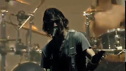 Gojira - The Art of Dying (Live at Vieilles Charrues Festival 2010)