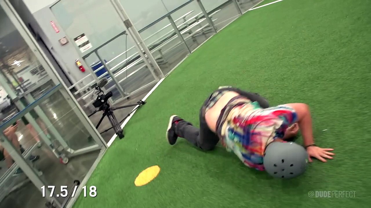 XPOGO Edition _ Dude Perfect-TziuG5LtEWY(000500.428-000531.485)