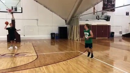 Antoine Griezmann enchaîne les paniers à 3-points !