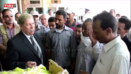 بالفيديو..محافظ الإسماعيلية يفتح منافذ إضافية لتجار سوق المستقبل بنادى المنتزه