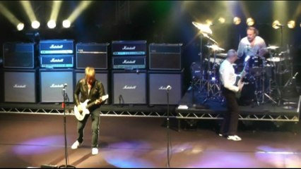 Status Quo Live - Forty-Five Hundred Times(Parfitt,Rossi) - Hammersmith Apollo,London 16-3 2013