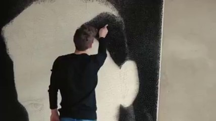 He Make A Awesome Pic Using Nail And Thread