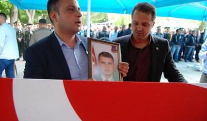 Şehit ağabeyi kardeşine 'Çanakkale' şiiri ile veda etti