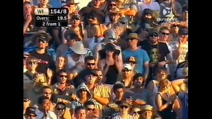 1ST SUPER OVER IN CRICKET HISTORY!!!! GAYLE AT THIS DESTRUCTIVE BEST!!!!!(360p)