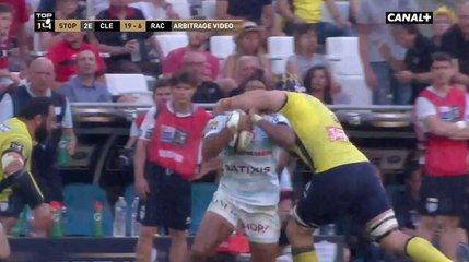 Horrible plaquage à la tête de Van der Merwe sur Teddy Thomas lui valant un carton rouge