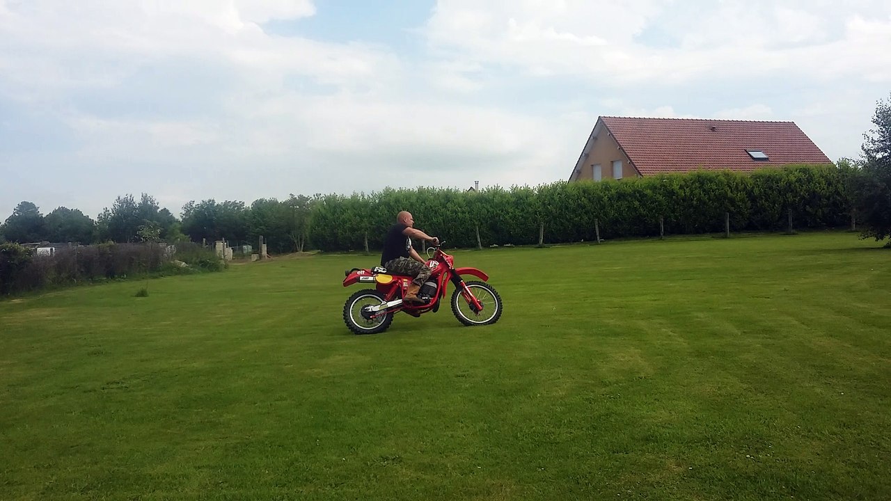 Aprilia 250 RC enduro par hiroman