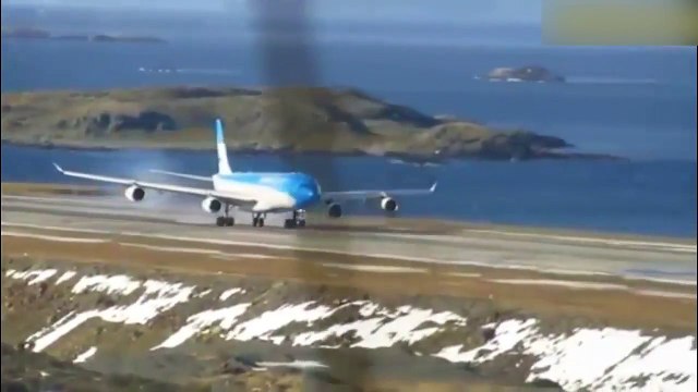 [MP4 720p] Cross Wind Landings _ Dangerous Aeronautics _ Extreme Wind Conditions _ Viral Videos