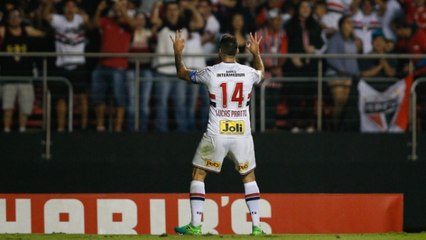 Dupla de ataque marca, São Paulo bate o Palmeiras e mantém tabu. Assista!
