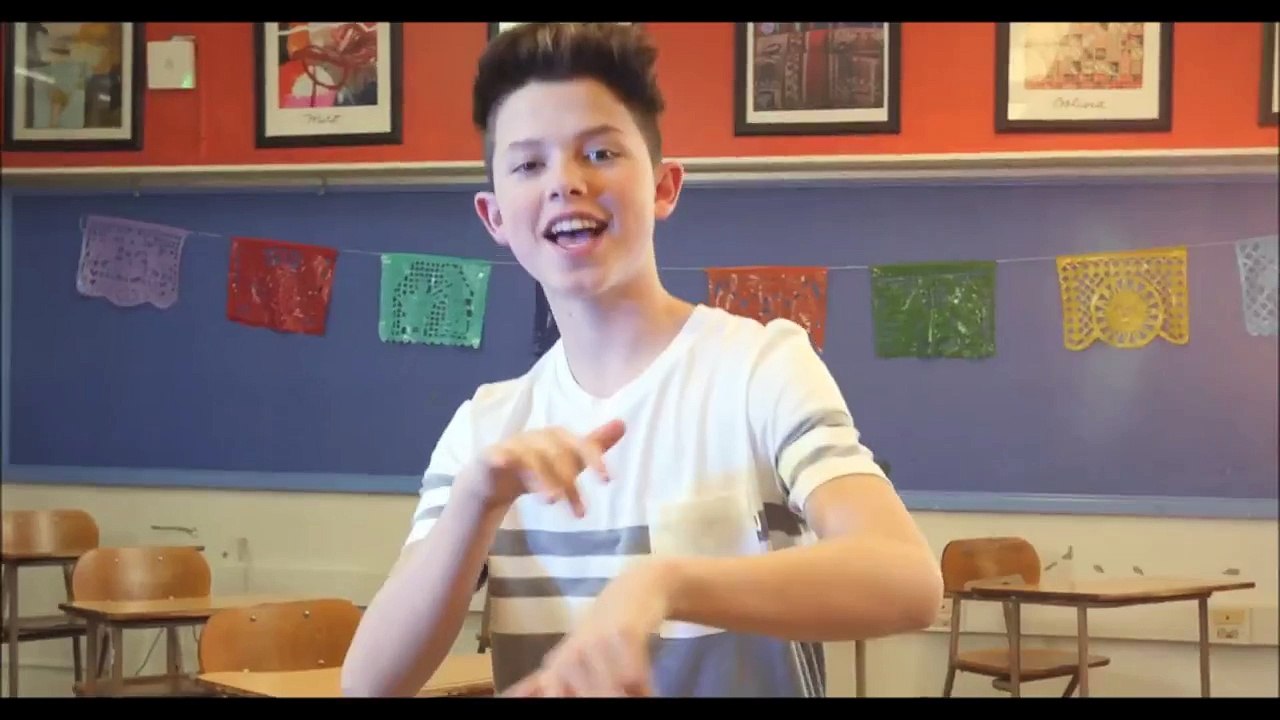 50 Ways To Break A Paper Plate (Plainrock124 Parody)