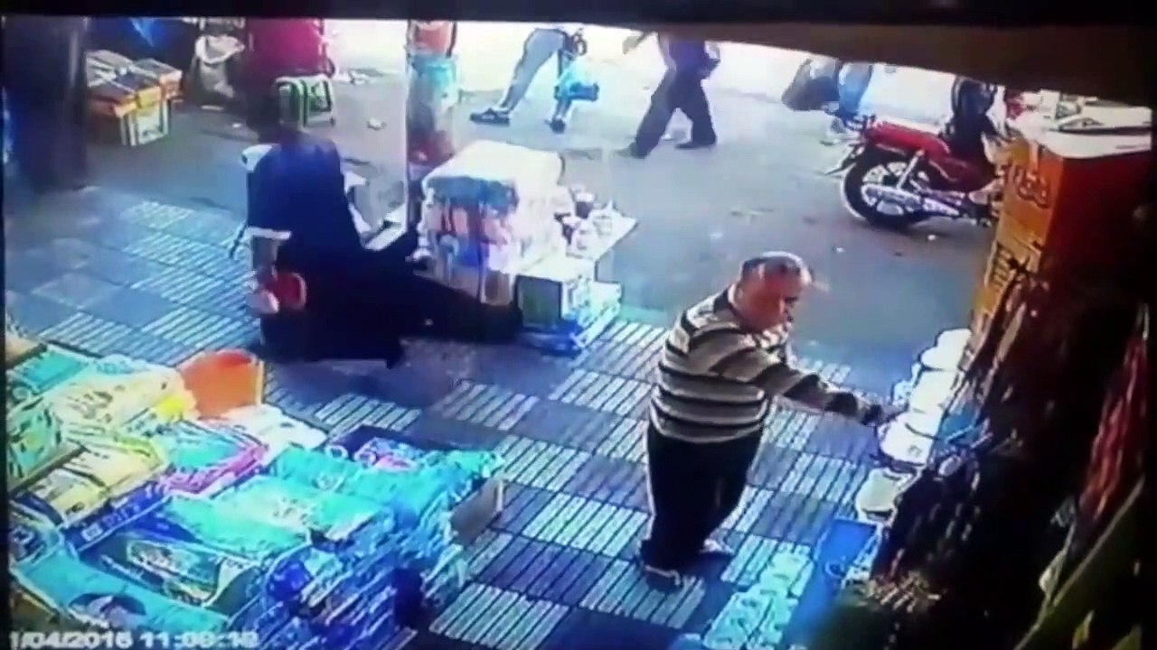 Un Marroquí reunió une aux principal fesses de cette femme et il n'aurait pas du.