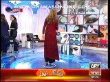 Sanam Baloch and actress Bineeta dancing on eye to eye song in a live morning show