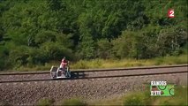 Larzac  - à vélo sur une voie de chemin de fer-yQGk