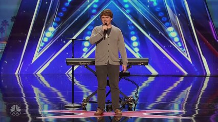 He Gets All The Lady With His Original Tune Ps  Don t Go To Prom With Your Mom!