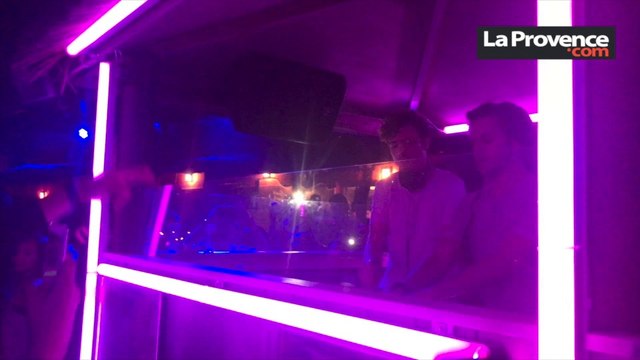 Marseille : hier soir le duo Ofenbach a investi le Sport Beach