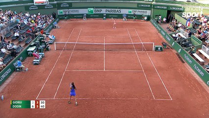 Roland-Garros 2017 : Oceane Dodin a assuré contre Camila Giorgi ! (6-2, 6-3)
