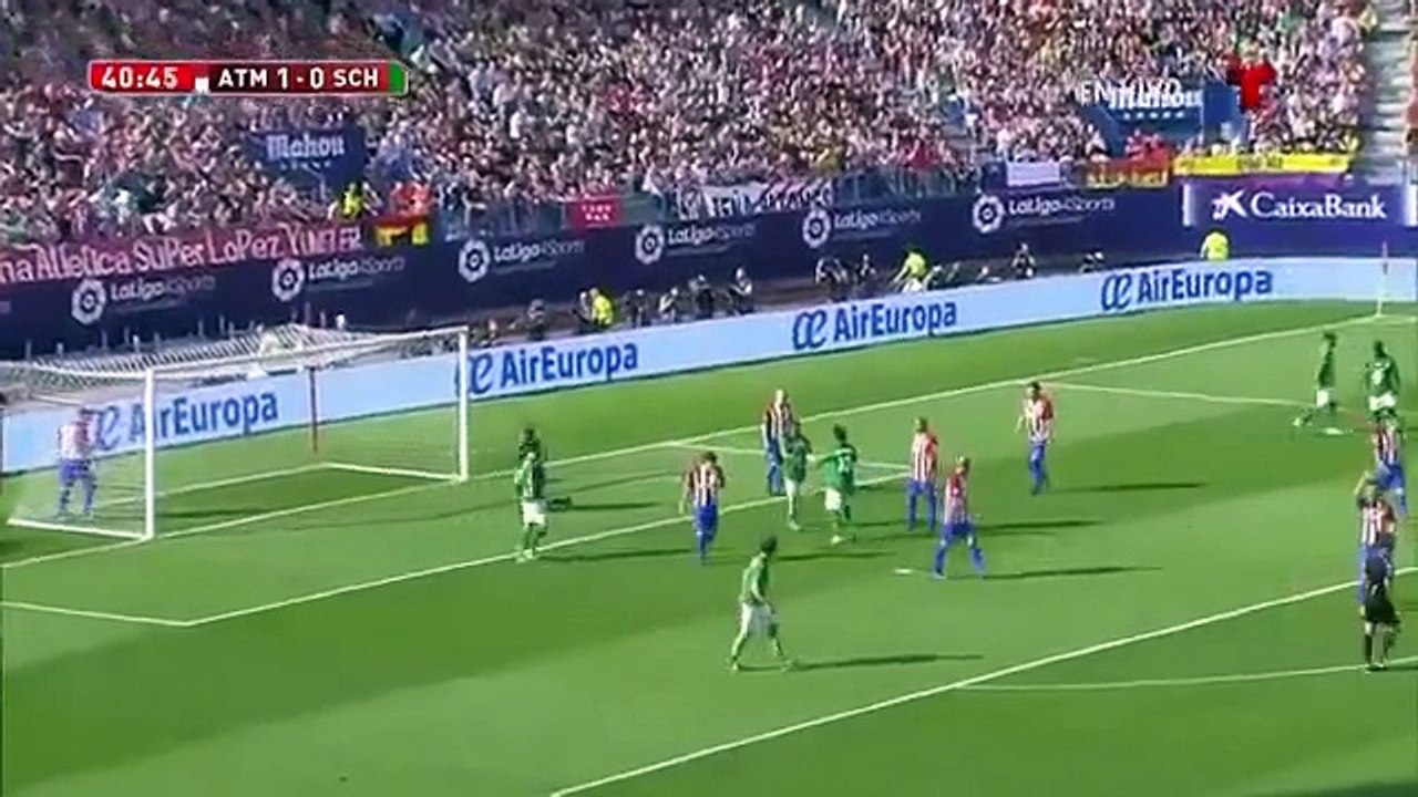 But de Mahrez contre Atletico Madrid Legends