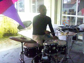 EDNEI NASCIMENTO TOCANDO BATERIA DATA 27/05/2017