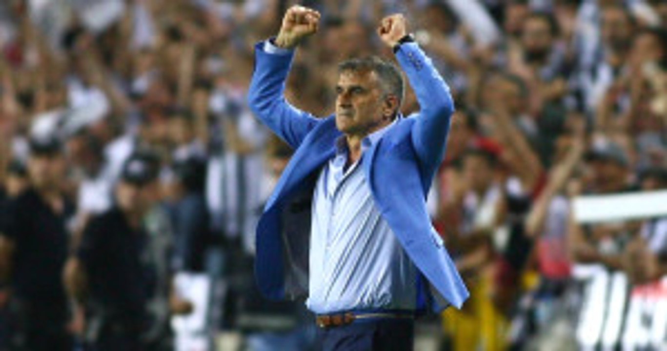 Şenol Güneş, Beşiktaş'ı Üst Üste Şampiyon Yapan İlk Yerli Hoca Oldu