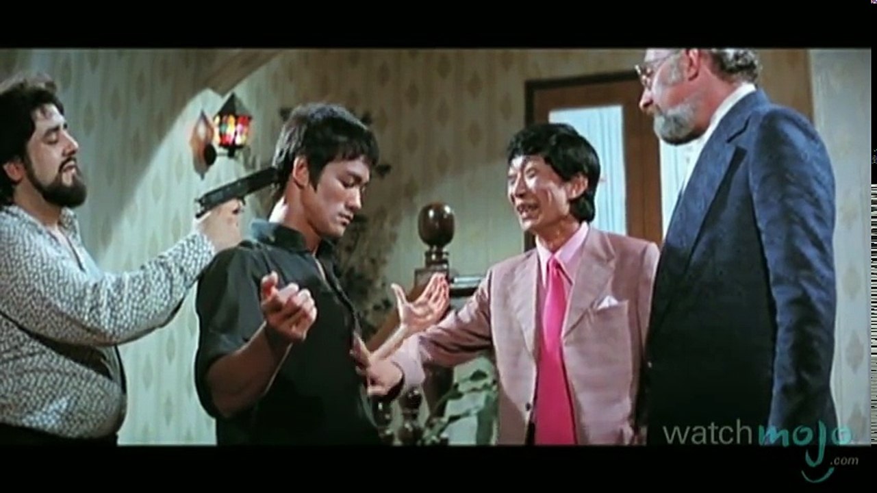 Top 10 Bruce Lee Moments (480p_30fps_H264-128kbit_AAC)