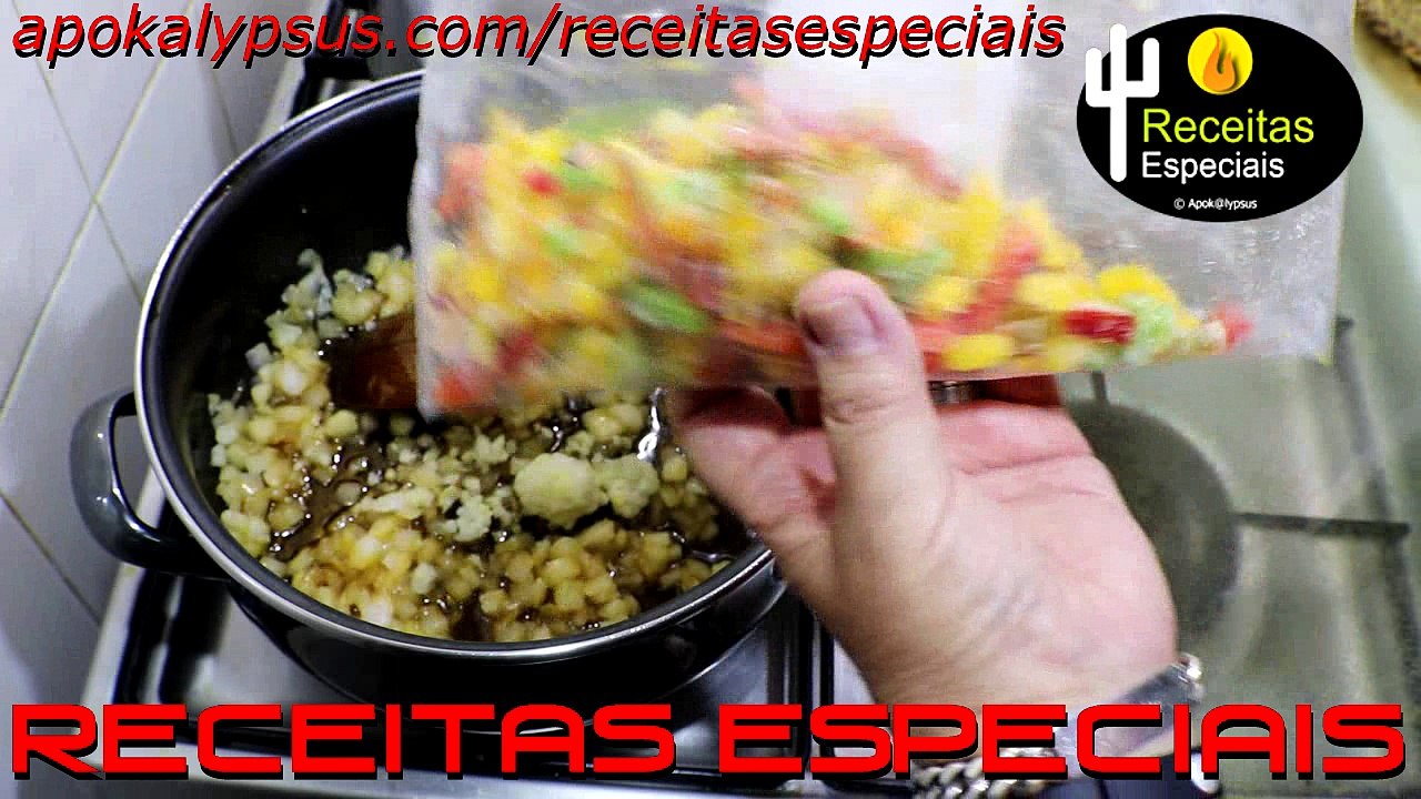 Linguine al Nero di Sepia com Mariscada