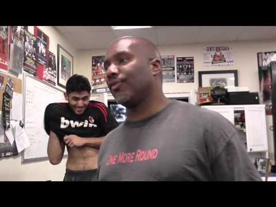 Why Miguel Cotto doesn't do interviews after he loses ? EsNews Boxing