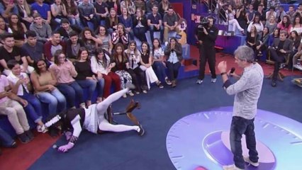 MARCO LUQUE SOFRE ACIDENTE DURANTE GRAVAÇÃO DO "ALTAS HORAS" (Ls News)