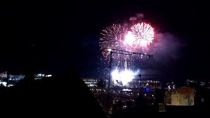 Feu d'artifice de clôture à Cannes